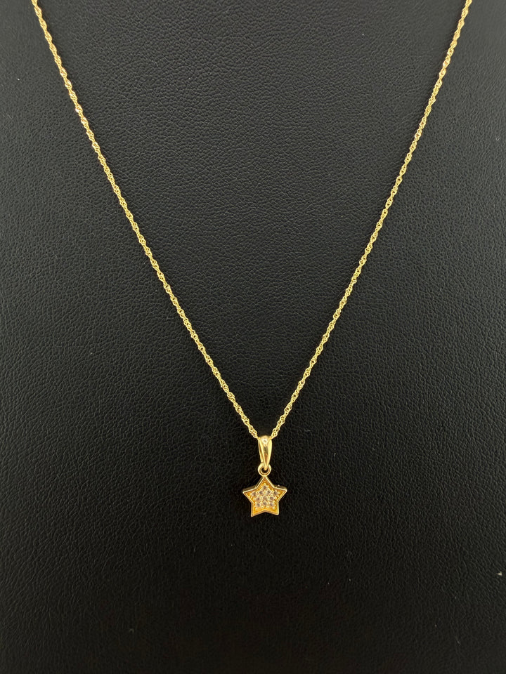 Singapore Chain & Star Pendant Set – 18K Yellow Gold (Italy 750) – 1.56g | 45cm | 0.8mm